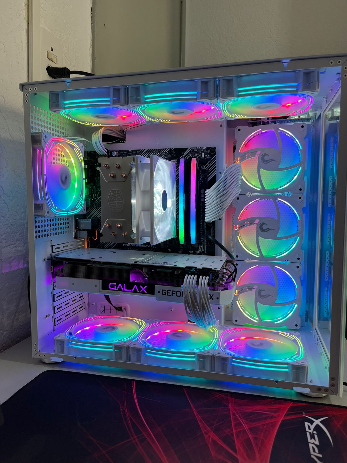 Montagem de PC com refrigeração e RGB